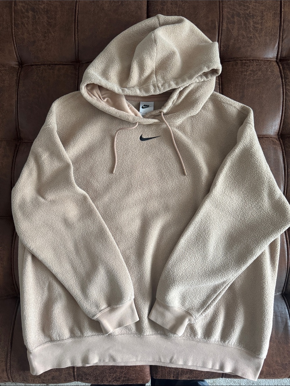 Nike woman’s hooded Fleece Pullover - Beige